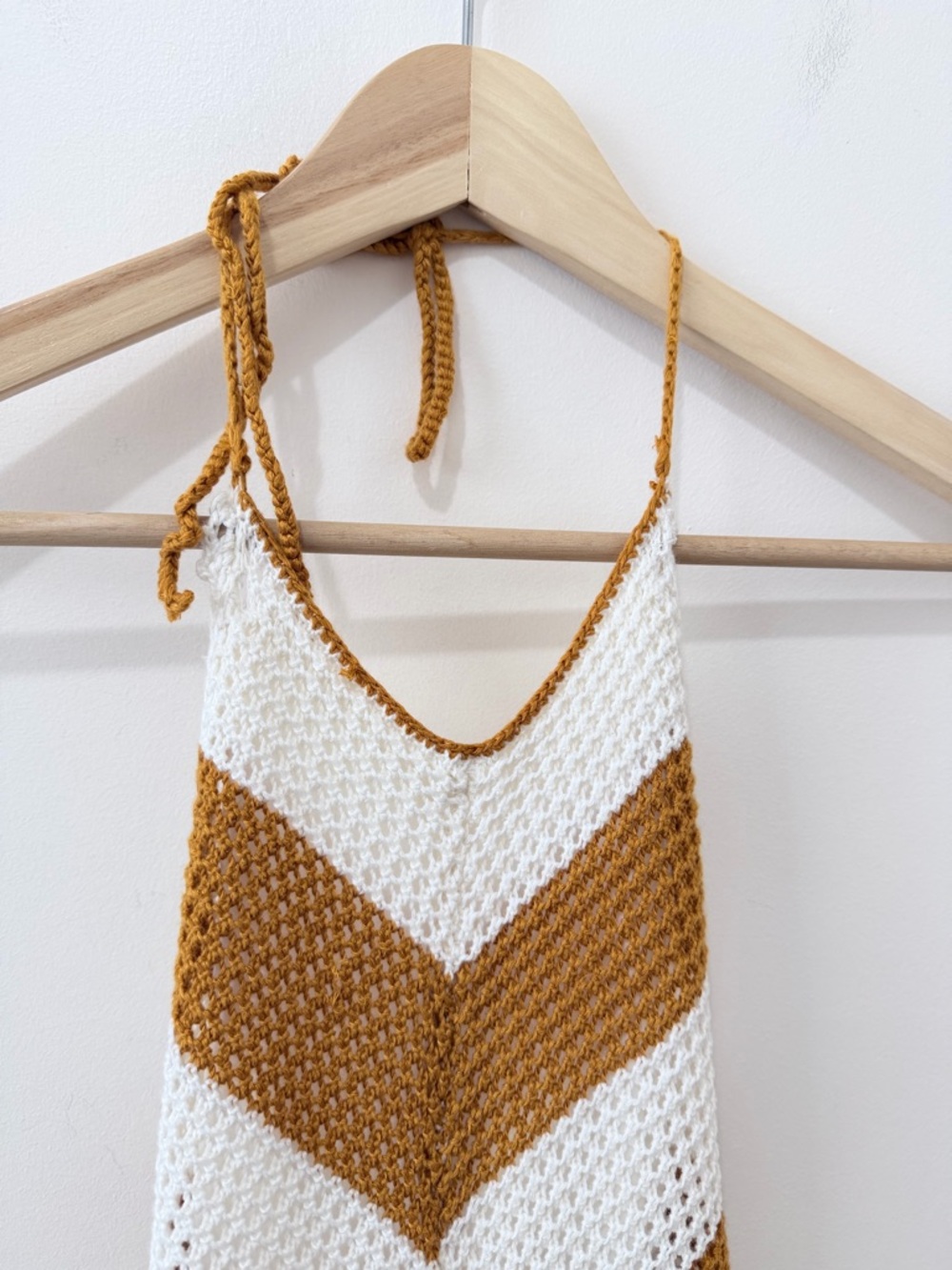BCBG generation Crochet Knit Striped Halter Dress Boho Coastal Retro Chevron S - Picture 4 of 9
